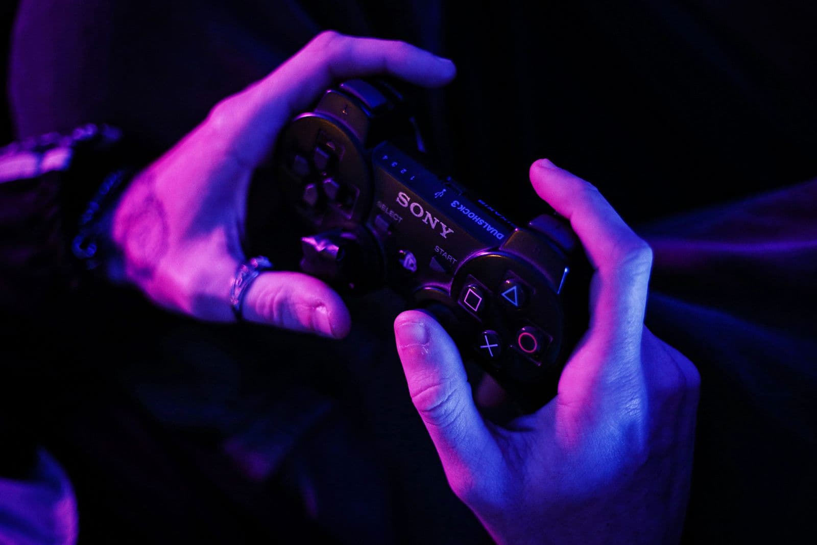 BAS ONE ELITE home gaming product